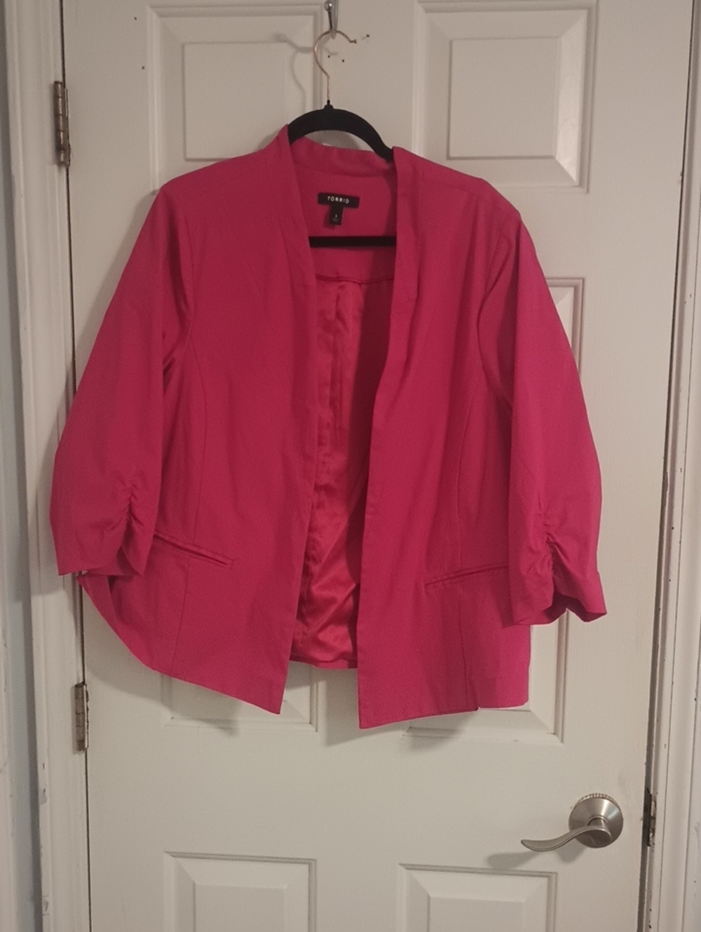 torrid Fuchsia Open-Front Blazer with Ruched 3/4 Sleeves